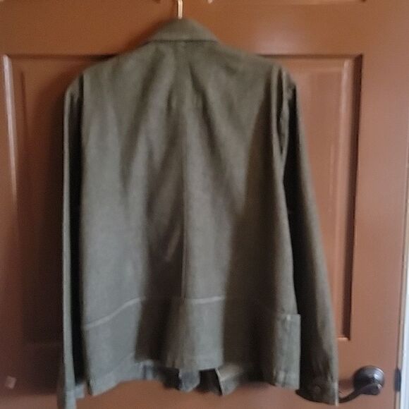 Krazy Kat-Olive colored leaf stud, denim jacket XXL. NWT. - Picture 8 of 8